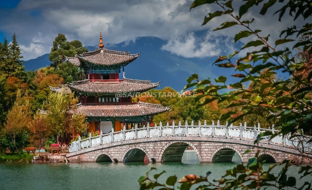 du lịch Trung Quốc mùa thu-khám phá thành Lệ Giang (Lijiang)-Thu Vàng dưới chân núi tuyết.