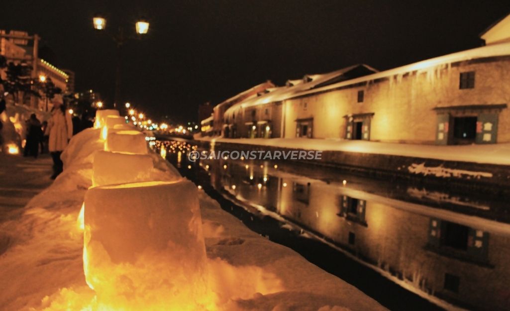 Kênh đào Otaru lãng mạn với những ngọn nến lung linh trong Lễ hội ánh sáng tuyết, một điểm đến không thể bỏ lỡ ở Hokkaido.