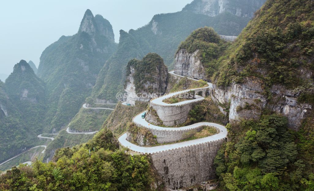Best Cities to Visit in China-Zhangjiajie mountains