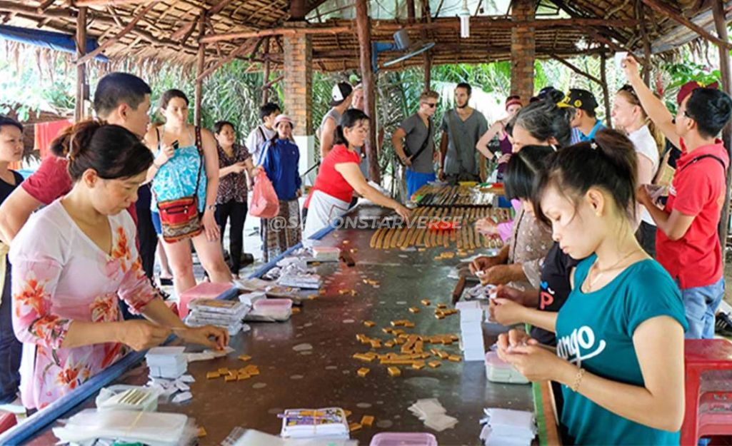 Tour Bến Tre – Cồn Phụng – Mỹ Tho – Tiền Giang 1N, Trải nghiệm nghề làm kẹo dừa truyền thống Bến Tre