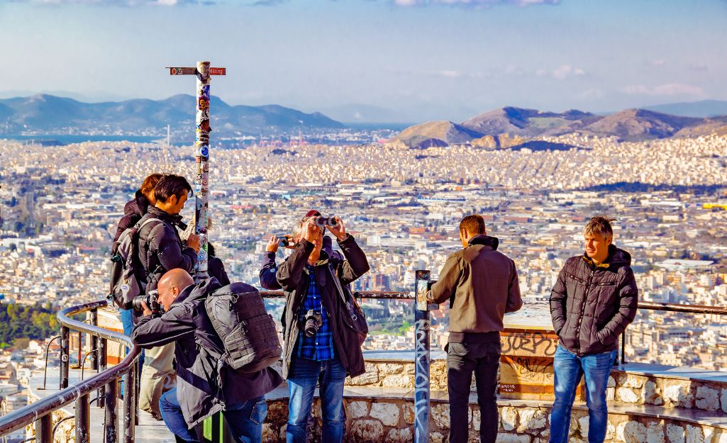 Kinh nghiệm du lịch Athens ngắm cảnh từ Núi Lycabettus-