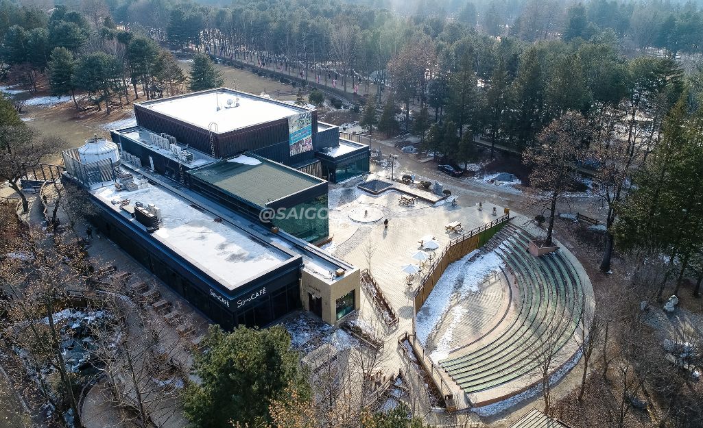 Thử tách cà phê nóng, trú cái lạnh Mùa đông Hàn Quốc (Tháng 12 – Tháng 2) Nami Island Winter ship